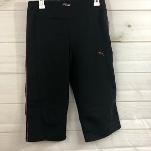 🔥🔥3/$20 Puma Capri pants work out